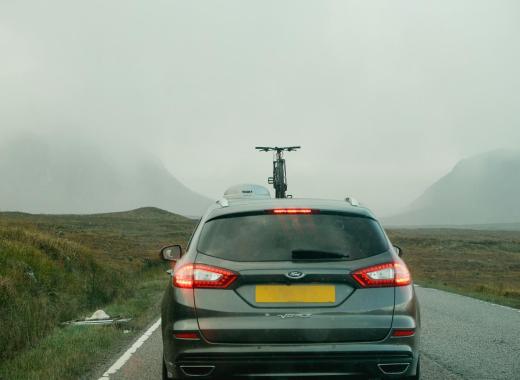 The Pros and Cons of Hybrid Vehicles